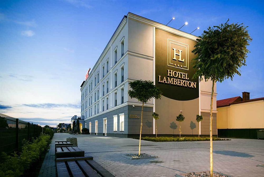 Hotel Lamberton Ołtarzew Exteriér fotografie